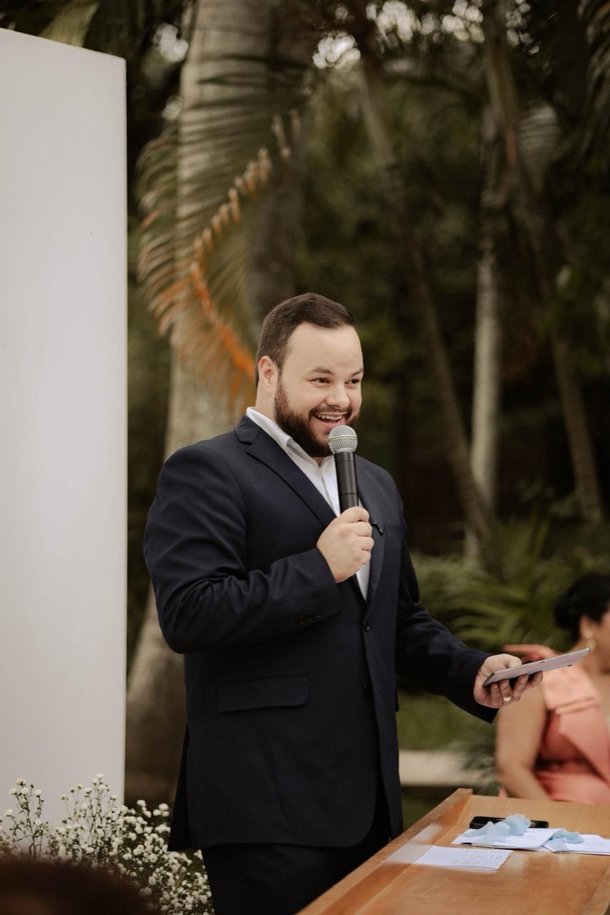 Guilherme Felix — Celebrante de Casamentos